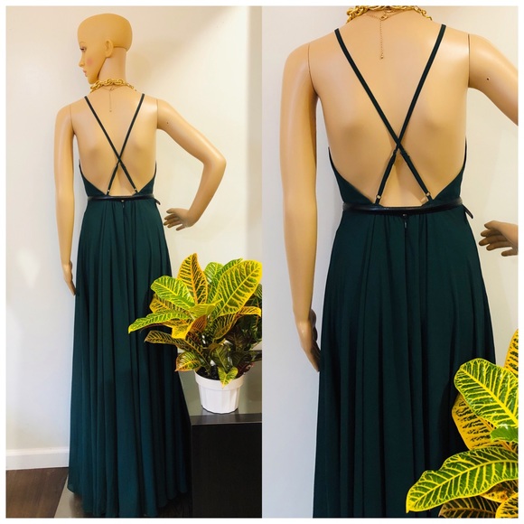 𝑫𝒂𝒓𝒌 𝑮𝒓𝒆𝒆𝒏 𝑴𝒂𝒙𝒊 𝑫𝒓𝒆𝒔𝒔 - Picture 3 of 10